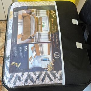 Elegant Home 24-Piece Bedding Set - Black and Brown